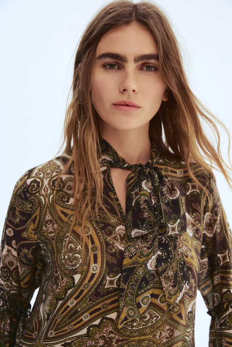 H&M Bow-collar dress