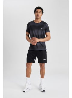 Man Slim Fit Knitted Shorts