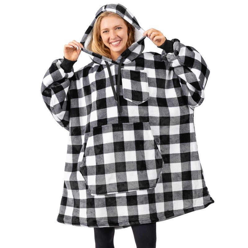 PAVILIA PAVILIA Blanket Hoodie for Women White  Sherpa Wearable Blanket Men  Cozy Oversized Sweatshirt Blanket  Warm Fleece Hooded Blanket Sweater with Sleeves and Giant Pocket  Checker White - Image 1