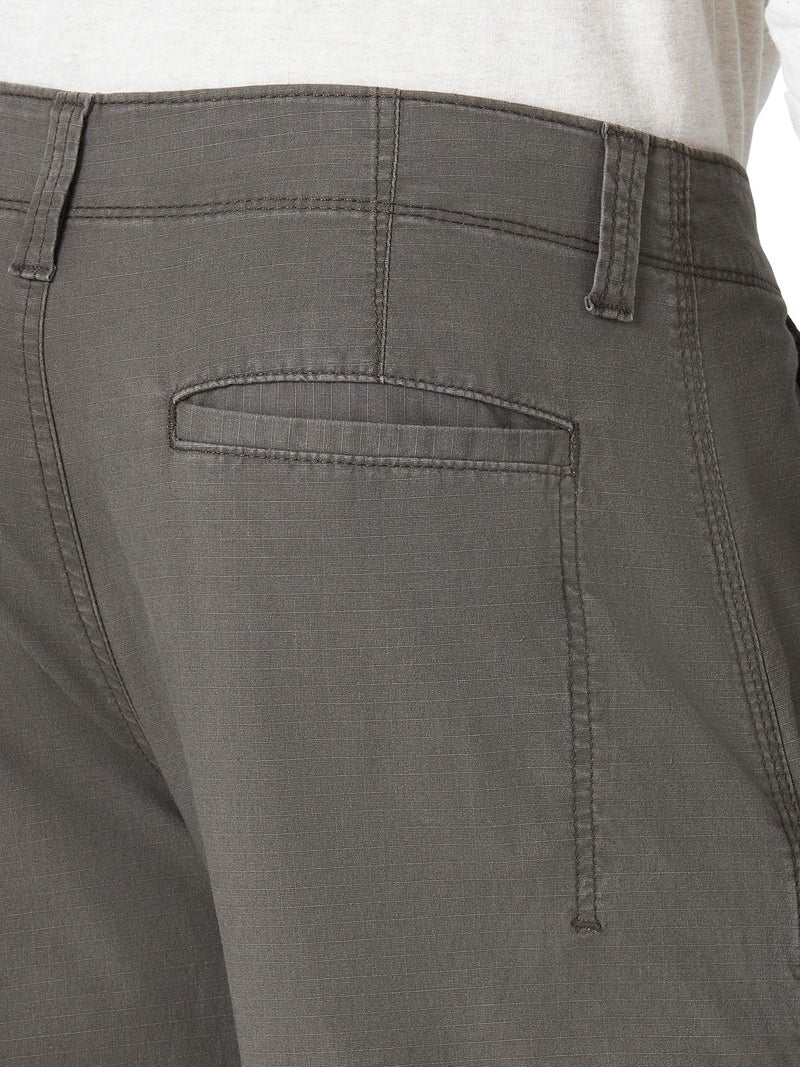 Wrangler Authentics Men's Relaxed Fit Stretch Cargo Pant, Olive Drab, 38W x 32L - Image 5