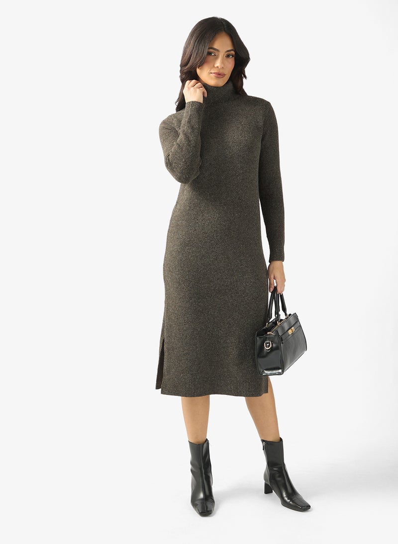 فيرو مودا فستان ميدي بياقة عالية - Image 1