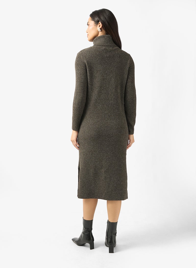 فيرو مودا فستان ميدي بياقة عالية - Image 2