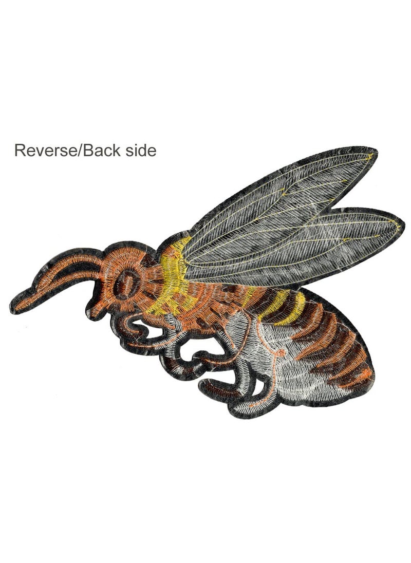 Artist Unknown - Giant Queen Bee Applique Embroidered Sew-on Patch ; Size: 21cm x 17cm for Jackets, Caps, T-Shirts, Bags, Jeans, Pants, Outdoor Clothing ; Imported from Malaysia (1 Piece). (Code: L-5) - Image 1