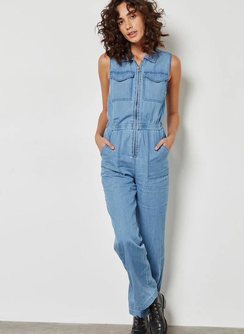 FOREVER 21 Zipped Denim Jumpsuit