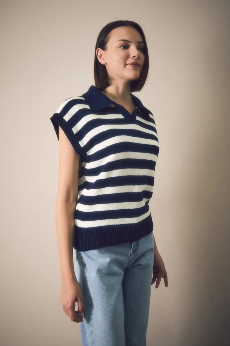 فولامودا Striped Shirt Collar Sweater