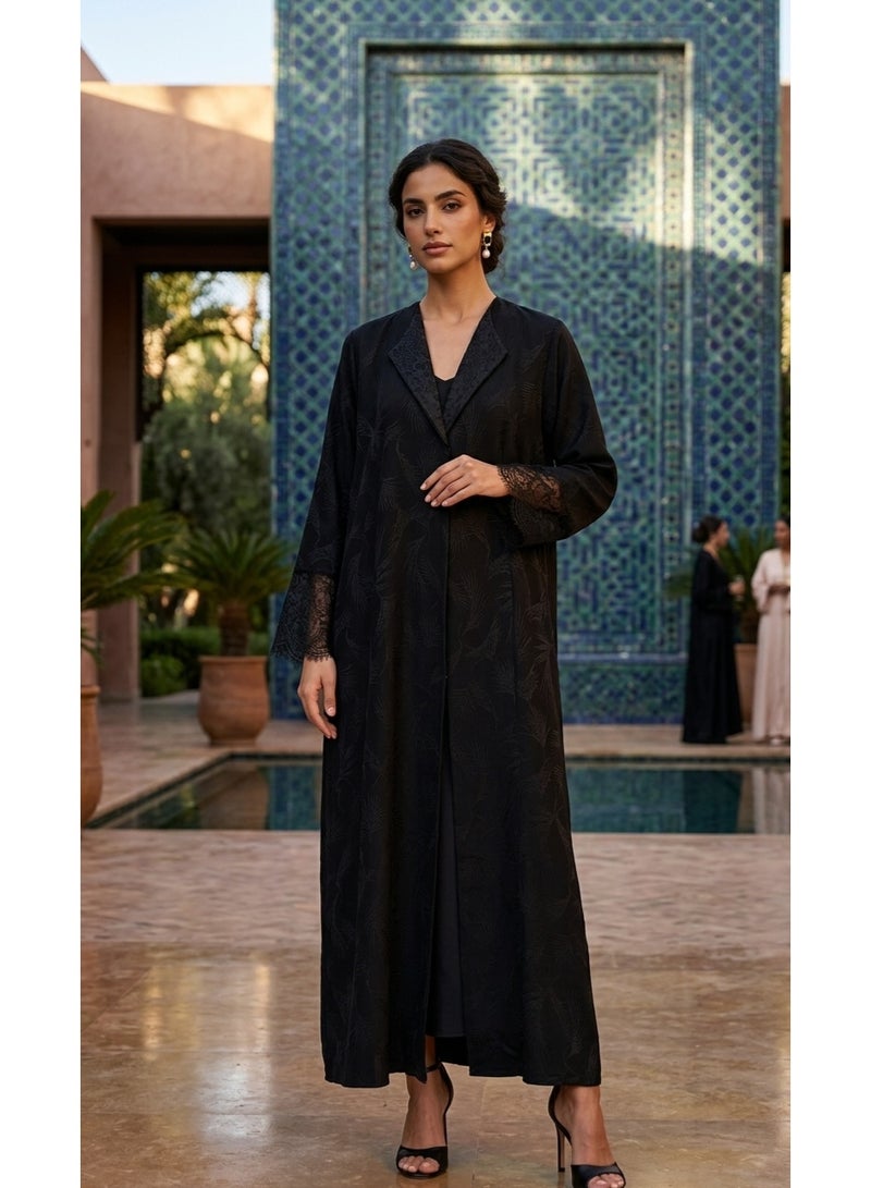 عباية نسائية سوداء انسيابية بأكمام دانتيل - Image 3