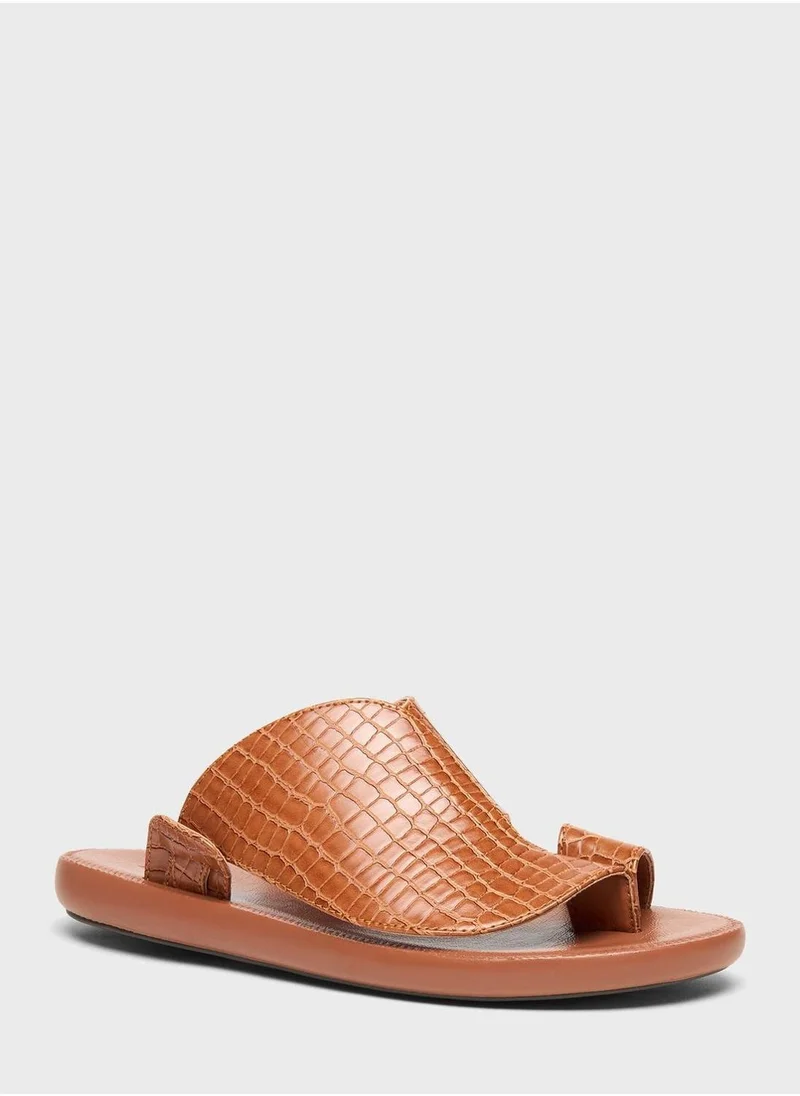 ال بي ال من شو اكسبرس Casual Comfort Arabic Sandals