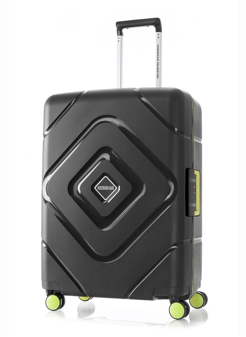 AMERICAN TOURISTER حقيبة أمريكان توريستر تريجارد الصلبة ذات السبينر المتوسطة TSA 68 سم - أسود  - Image 1