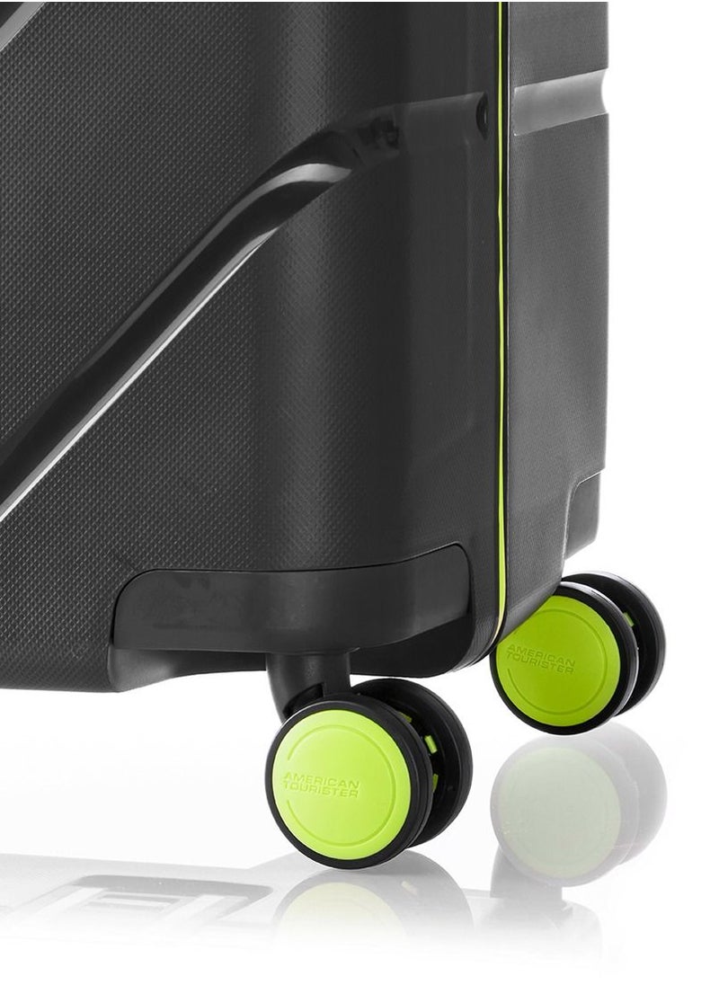 AMERICAN TOURISTER حقيبة أمريكان توريستر تريجارد الصلبة ذات السبينر المتوسطة TSA 68 سم - أسود  - Image 2