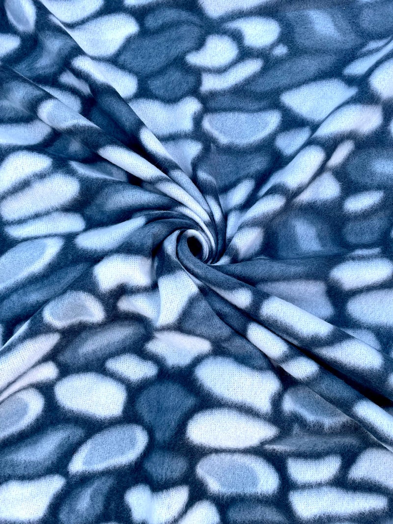 Morado Double Bed Woolen Fabric Geometric Quilt Cover/Duvet Cover/Rajai Cover/Blanket Cover for Winters (90X100 Inches, Grey), 200 Tc, 1 Count, Zip - Image 3