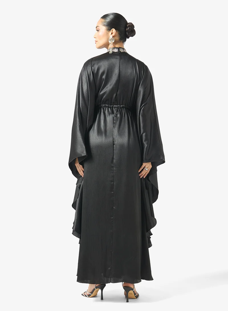 جولدن ابل Belted Maxi Dress