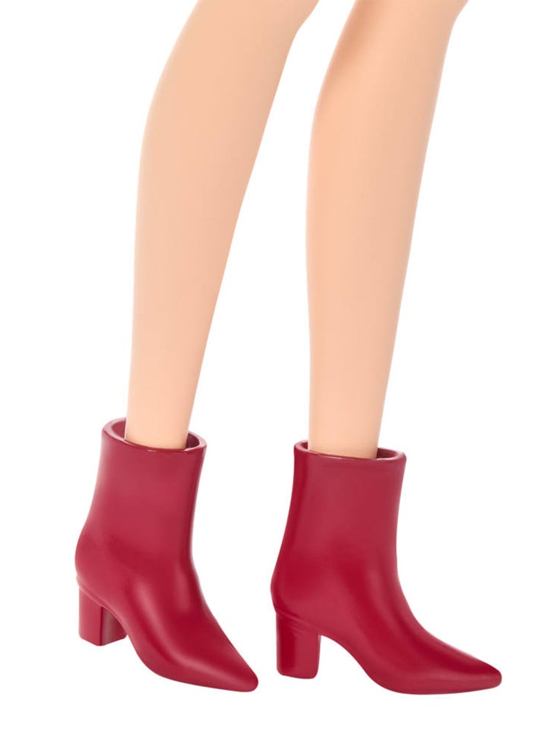 Barbie دمية فاشنيستاس #246 بشعر أسود، فستان بدون أكمام بنقشة الفهد الوردي مع إكسسوارات مثل عقد رباط وأحذية - Image 4