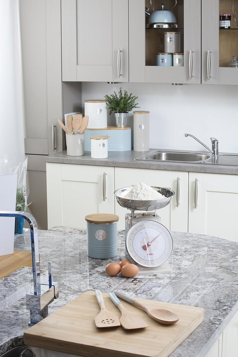 Typhoon Living Cream 2.5 L Pasta Storage Canister with Bamboo Fibre Lid - Image 5