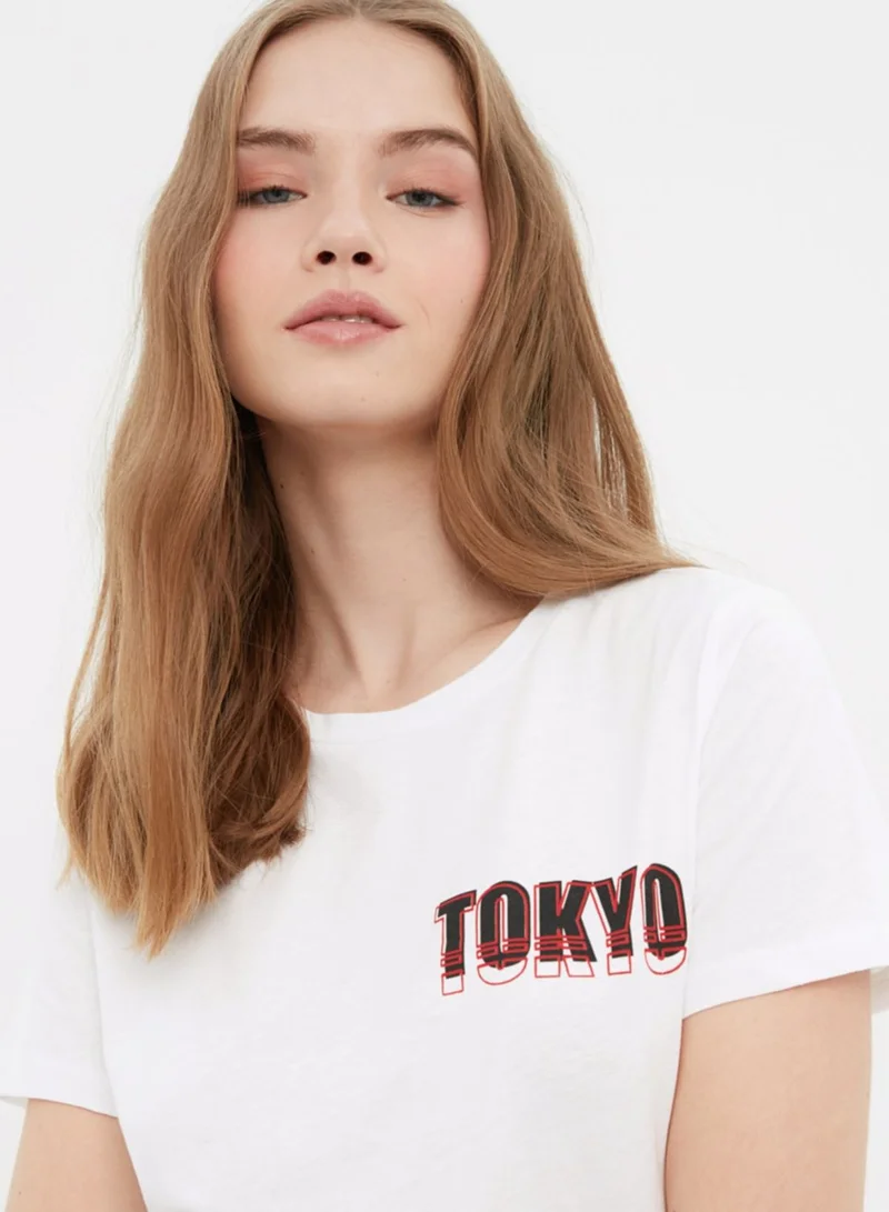 trendyol Round Neck Graphic T-Shirt