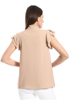 Classic cut blouse in beige with a cut on the chest - pzsku/Z2CA1D44E849EE78C637CZ/45/_/1709984436/eebda789-c59c-45d3-bc66-ea32c70b068e