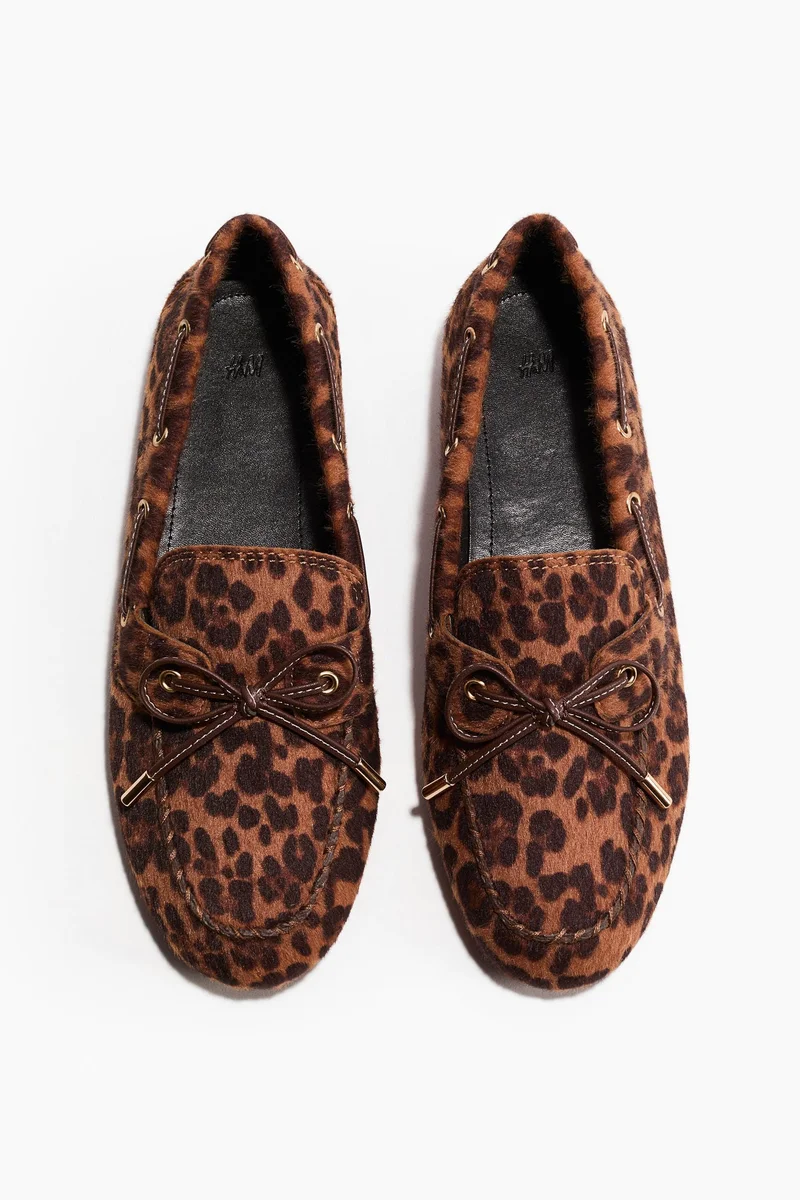 اتش اند ام حذاء مريح