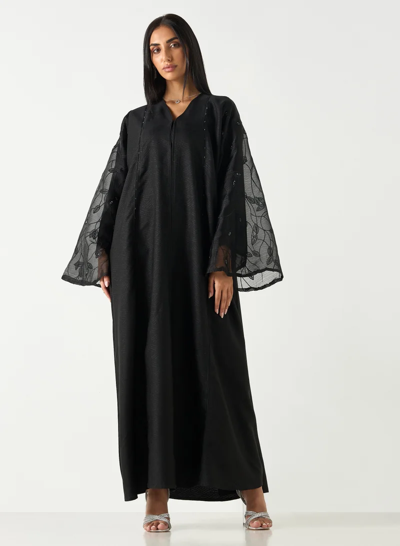 Hadiyath Al Madinah HM - Embroidered Pattern Abaya
