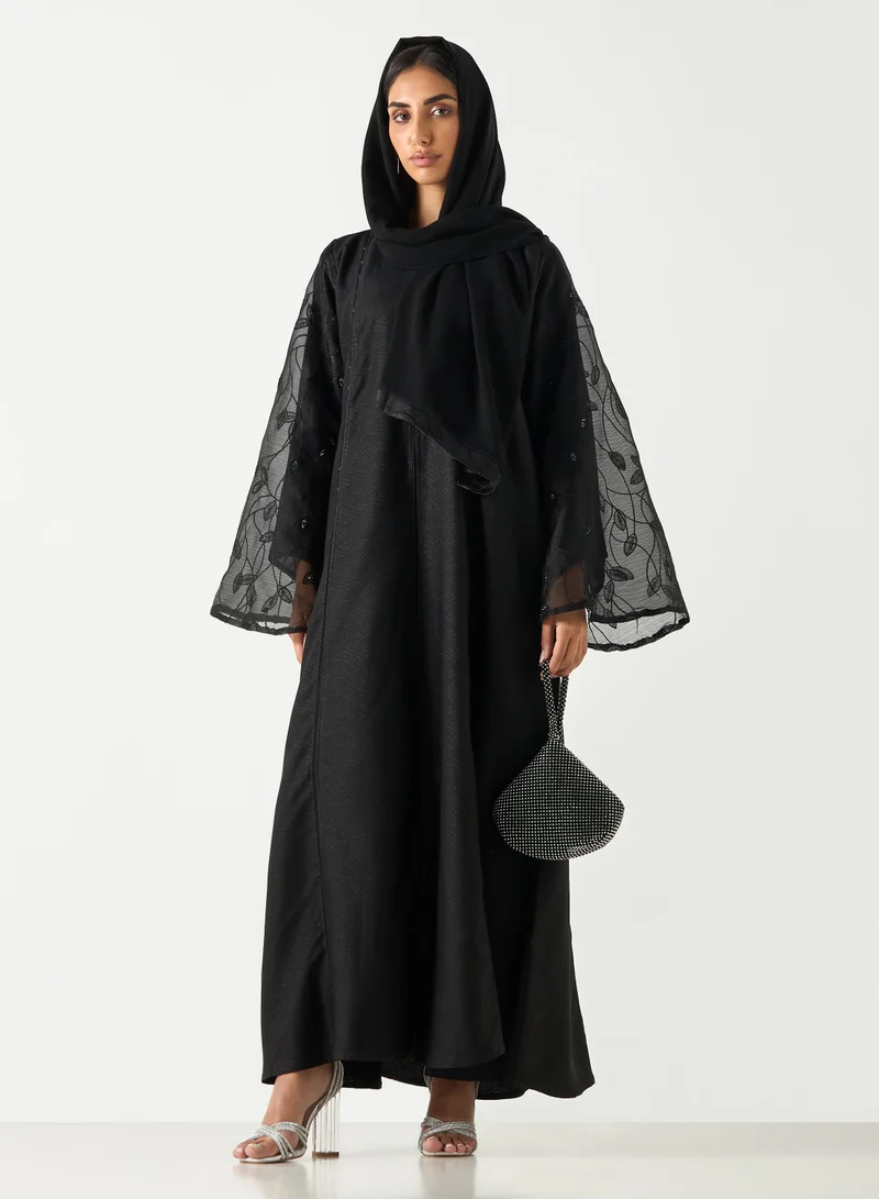 Hadiyath Al Madinah HM - Embroidered Pattern Abaya