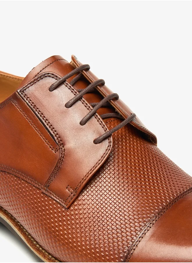 دوتشيني Men's Textured Lace-Up Derby Shoes