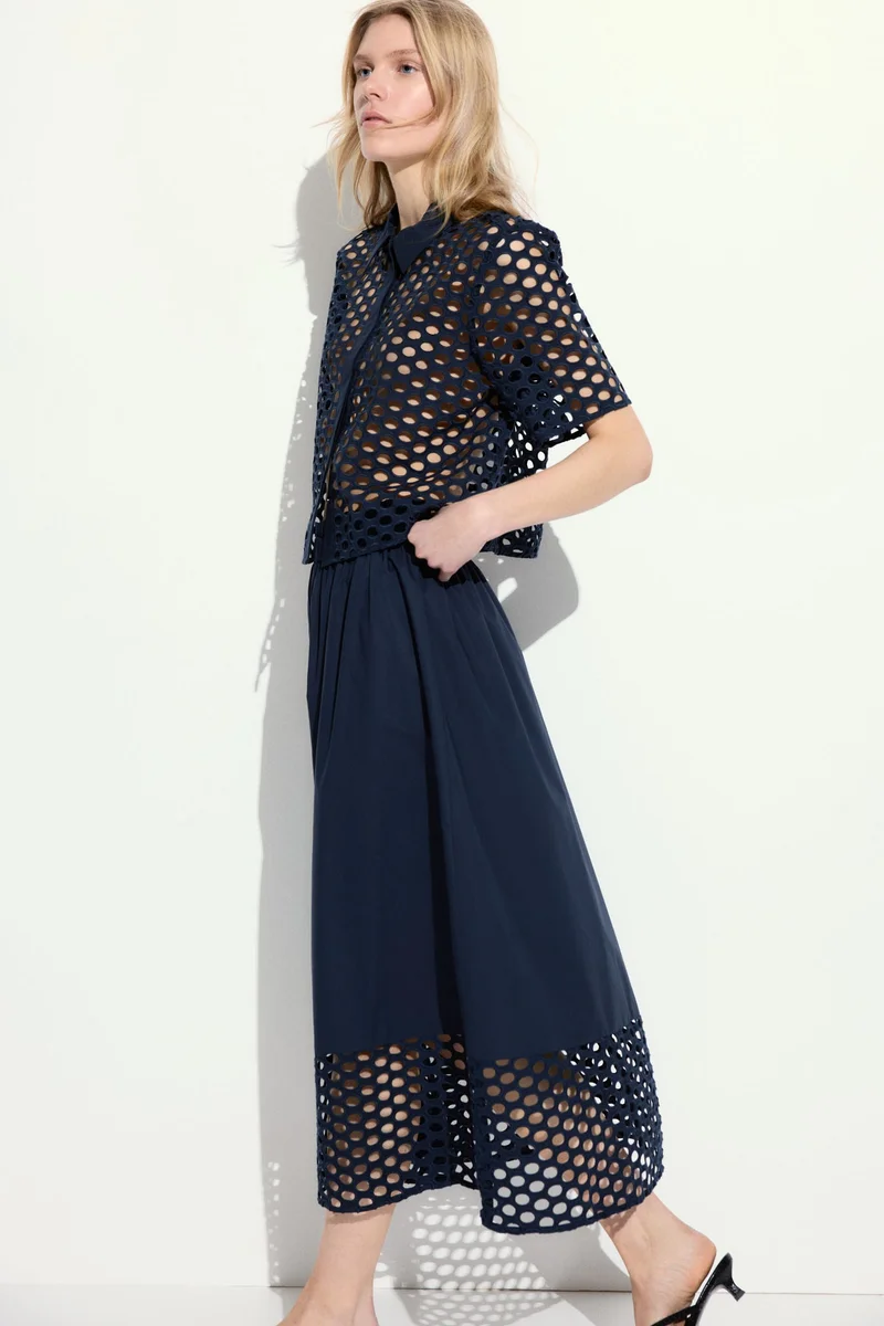 H&M Eyelet-embroidered skirt