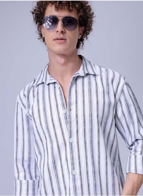 Men Relaxed Fit Checkered Full Sleeves Cutaway Collar Resort Wear Shirt
