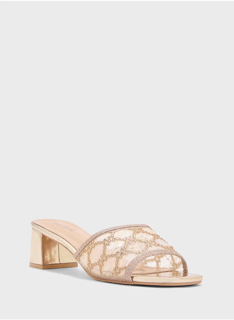 BR Lace Heeled Sandal