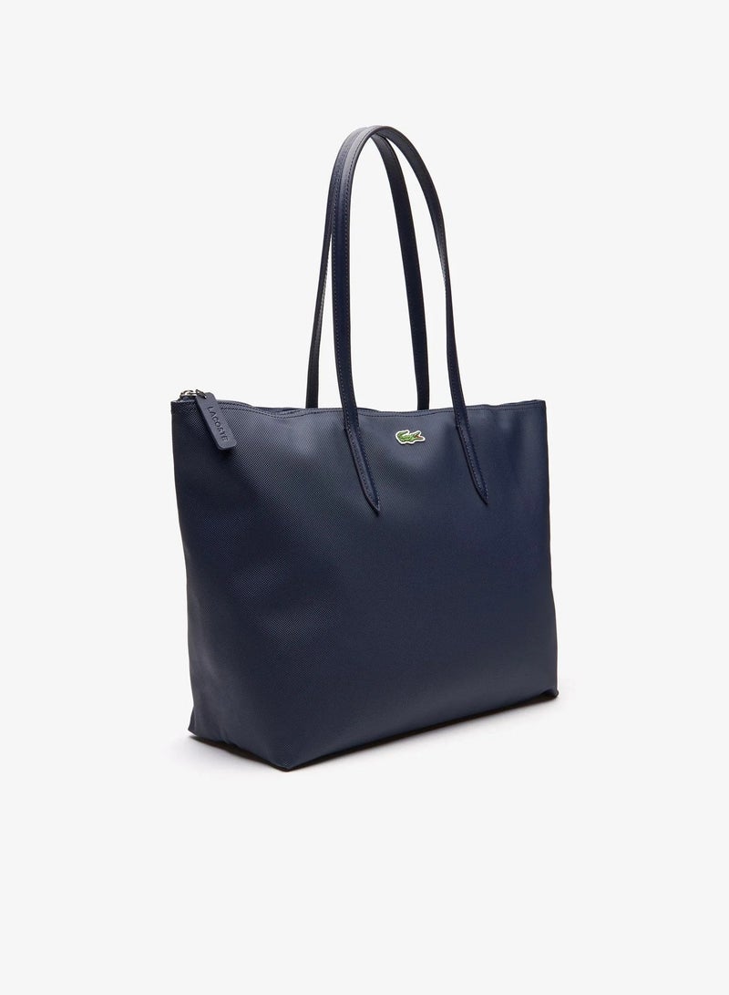 لاكوست حقيبة لاكوست زرقاء بحرية 45x30x12 سم - حقيبة عمل زرقاء غامقةtجيوب إضافيةtتوصيل نوون السعودي السريع - Image 2