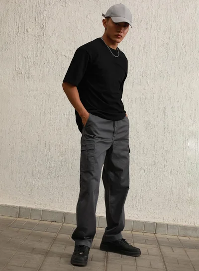 Hubberholme Men's Charcoal Cotton Blend Solid Pattern Full Length Cargo Relaxed Trouser