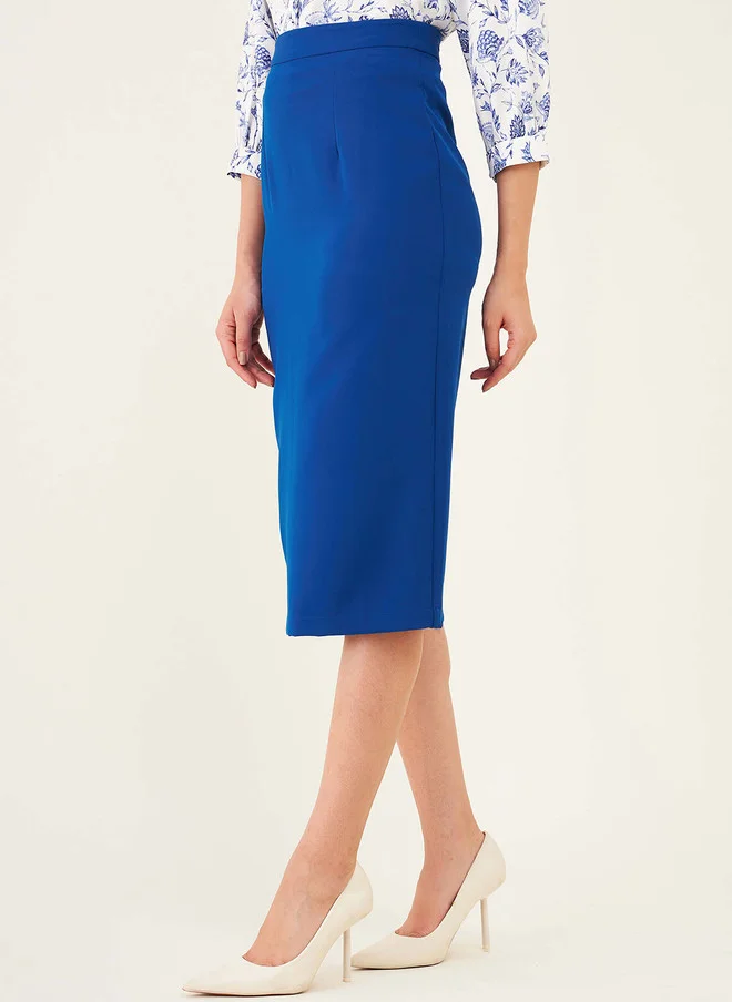 سولت اتاير SALT ATTIRE Knee-Length Pencil Skirt in Blue