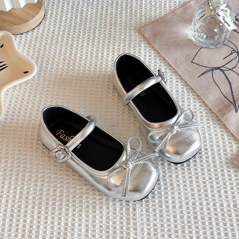 2026 New Arrival Girls' Leather Shoes - Versatile Flat Sole with Bow Design