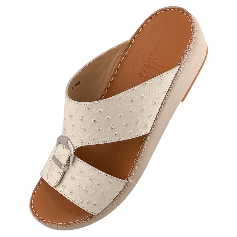 إيت صندل عربي يدوي الصنع للرجال من AET | شبشب رجالي خارجي | شبشب مفتوح من الأمام للاستخدام اليومي | جلد نعام عربي أصلي مع إبزيم | تصميم جديد | نعل داخلي بلون بني فاتح | مريح وخفيف الوزن - Image 3