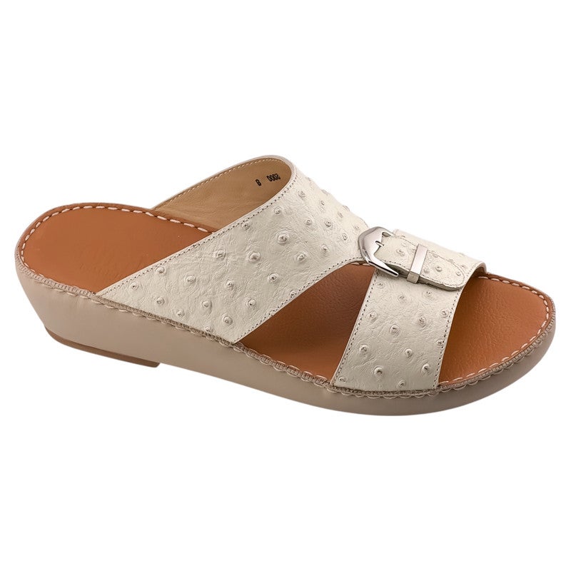 إيت صندل عربي يدوي الصنع للرجال من AET | شبشب رجالي خارجي | شبشب مفتوح من الأمام للاستخدام اليومي | جلد نعام عربي أصلي مع إبزيم | تصميم جديد | نعل داخلي بلون بني فاتح | مريح وخفيف الوزن - Image 1