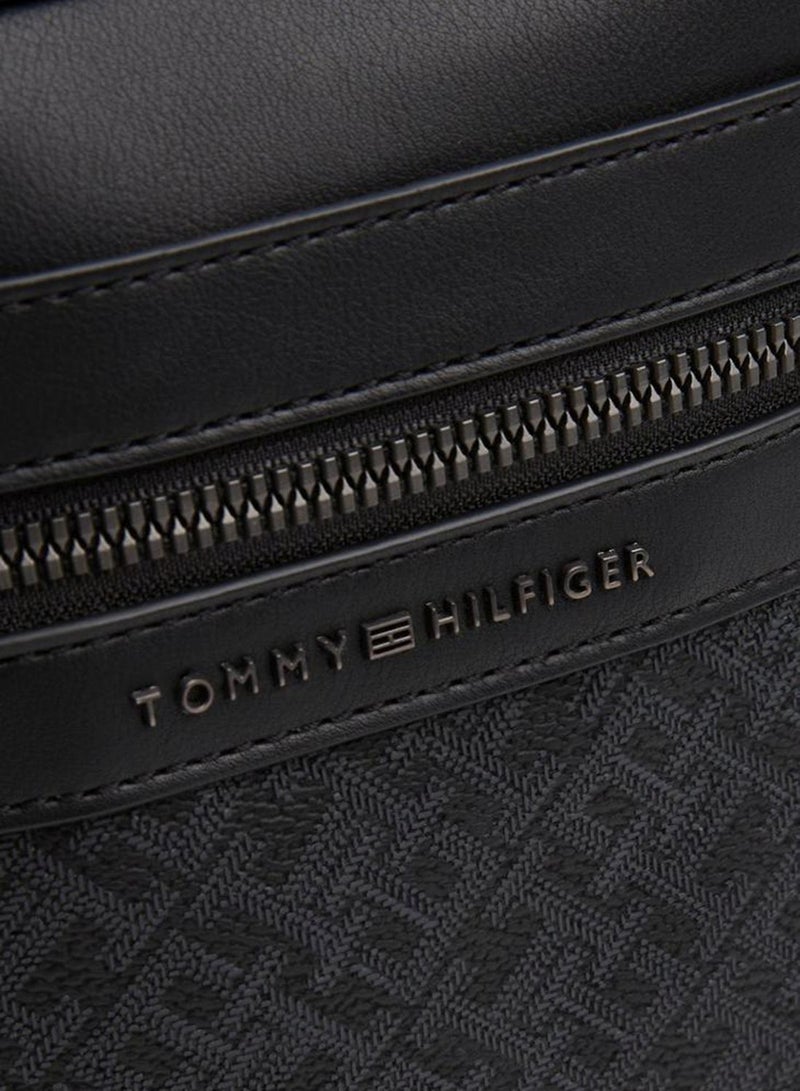 TOMMY HILFIGER Logo Detailed Messenger Bag - Image 3
