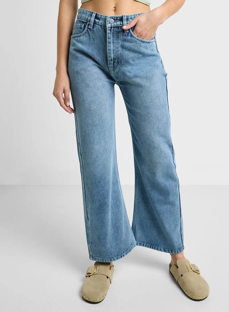 Mid Rise Straight Fit Jeans