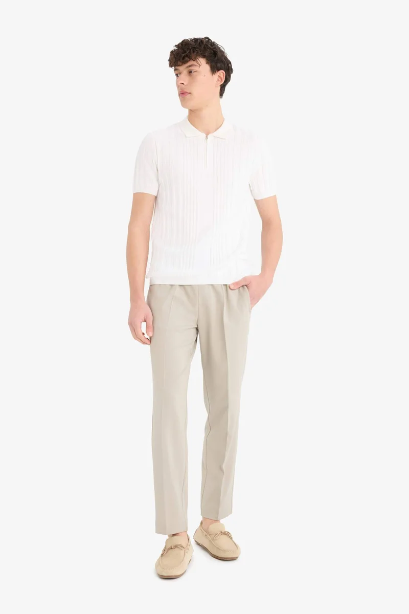 ديفاكتو Standard Fit Knitwear Polo T-Shirt