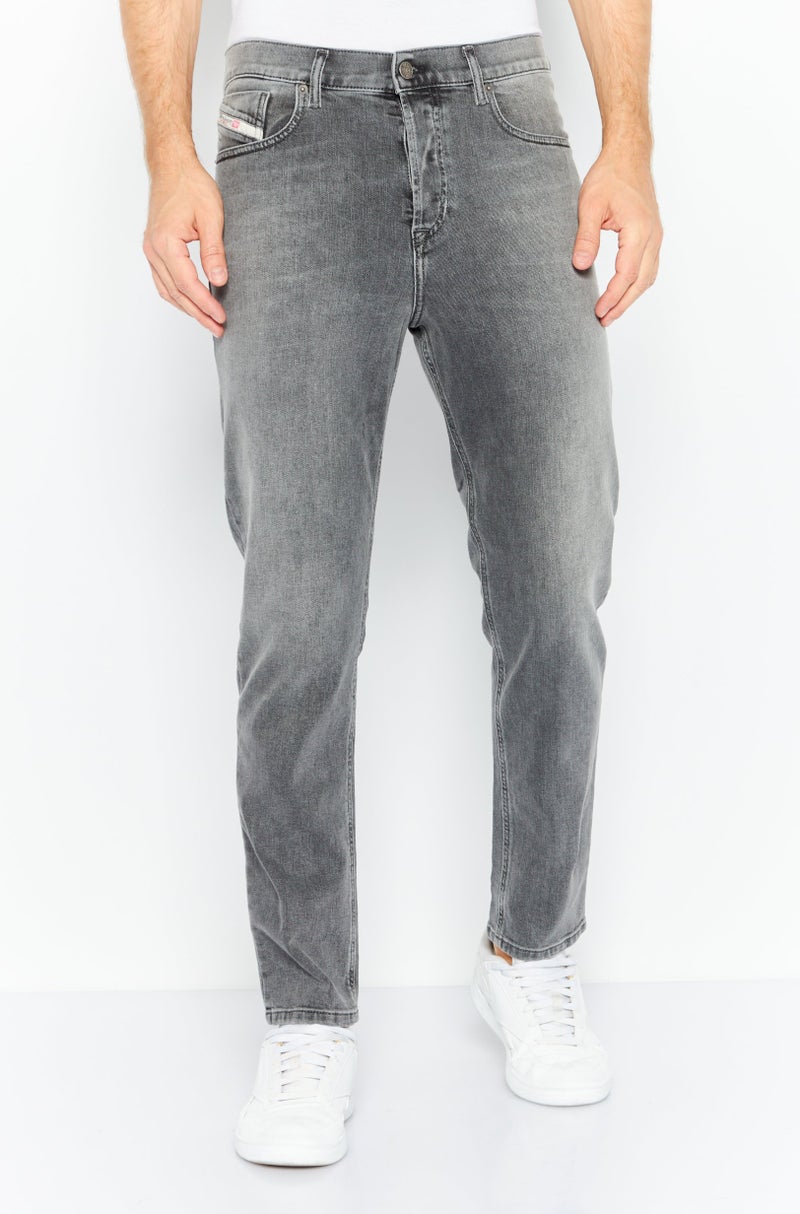 DIESEL جينز رجالي 2005 د-فاينينغ بقصة عادية سادة قابل للتمدد، أسود - Image 1