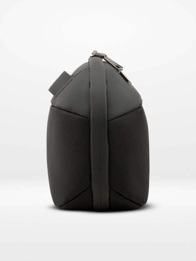 ORYX O-Case Compact Travel Organizer Bag Lightweight with Smart Storage Black - Image 2