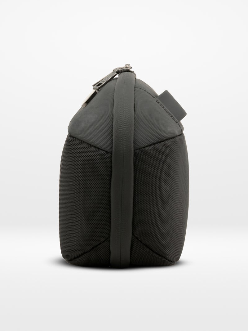 ORYX O-Case Compact Travel Organizer Bag Lightweight with Smart Storage Black - Image 4