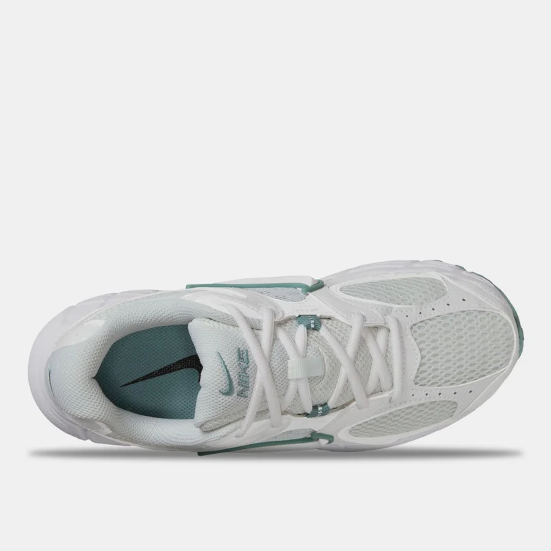 Nike Women's V5 RNR Shoes