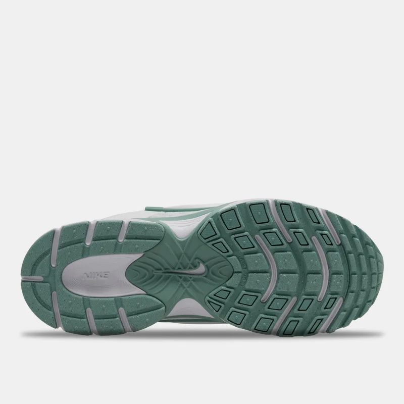 Nike Women's V5 RNR Shoes