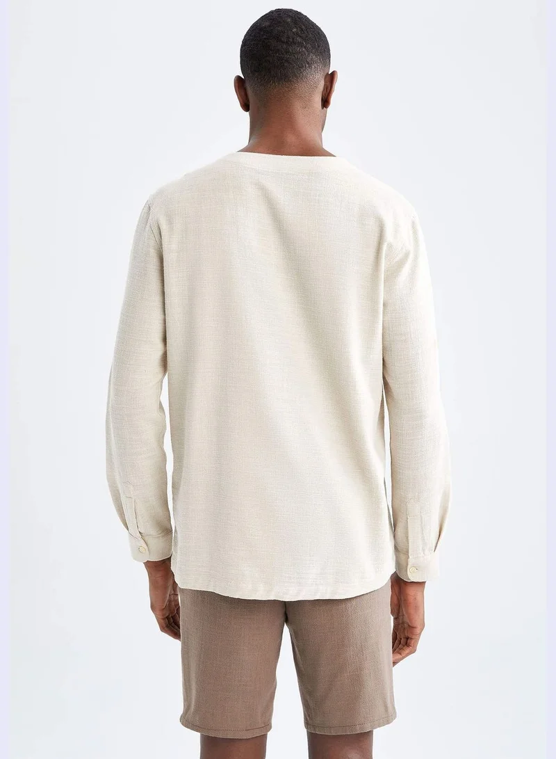 ديفاكتو Man Regular Fit V-Neck Woven Long Sleeve Shirt