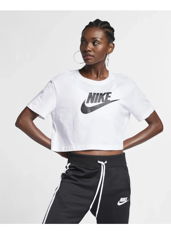 Nike Cropped Logo T-Shirt