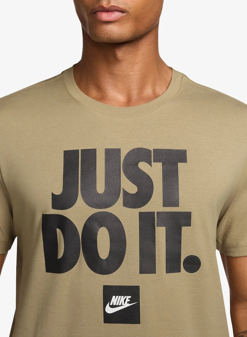 Nike PARACHUTE BEIGE Nsw Just Do It Verbiage T-Shirt for Men | Best Price UAE