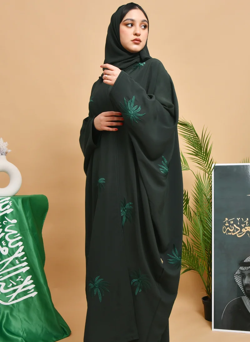 HAWRAA ABAYA Abaya Bisht with palm tree embroidery all over the abaya - Saudi National Day design