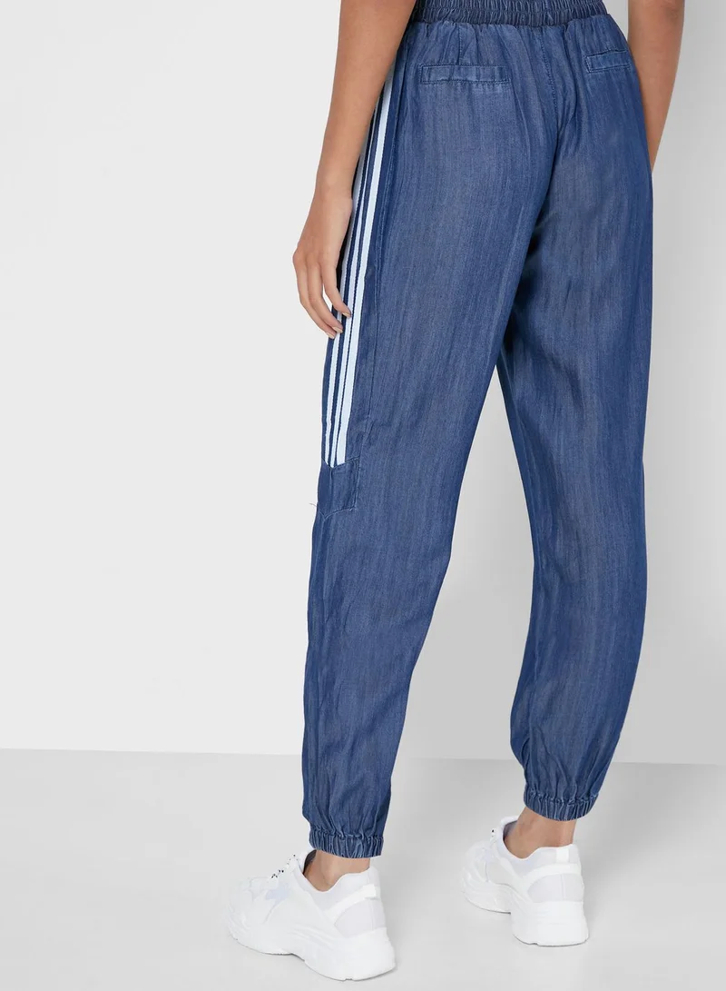 Ginger Cuffed Hem Side Panel Jeans