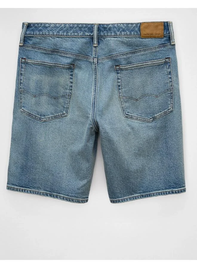 امريكان ايجل A laid-back, stylish summer staple, featuring a 9" inseam that hits the knee.