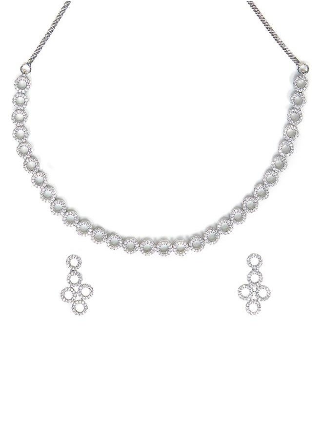 VOYLLA Victorian Inspired Necklace Set from Sparkling Elegance  - Image 2