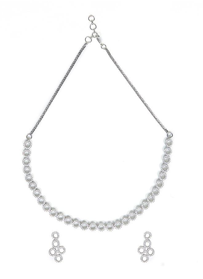 VOYLLA Victorian Inspired Necklace Set from Sparkling Elegance  - Image 3