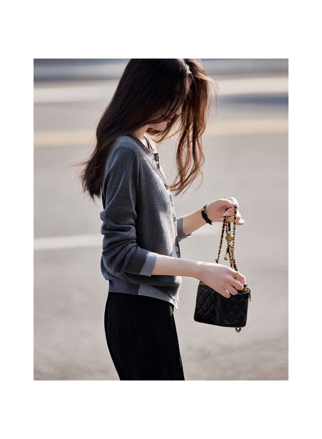 Dme "quiet Luxury Inspiration Wardrobe" Spring And Autumn Design Sense Fake Two-piece Contrast Color Line Shirt Decorative Button Knitted Sweater Women's Top - Image 5