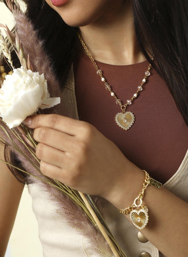 Jessica Simpson Womens Heart Charm Bracelet - 7.5" Gold-Tone Charm Bracelet with Rhinestone Embellishments - Image 2